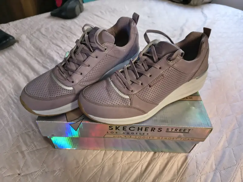 Zapatillas Skechers color lila - 4