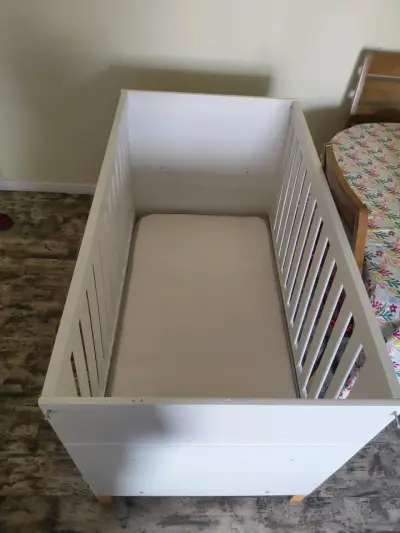 Cuna transición blanca de madera - miniatura 2