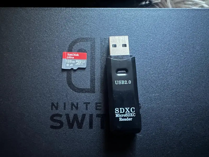 Nintendo Switch V1 Neon + Dock + MicroSD 128G - 5