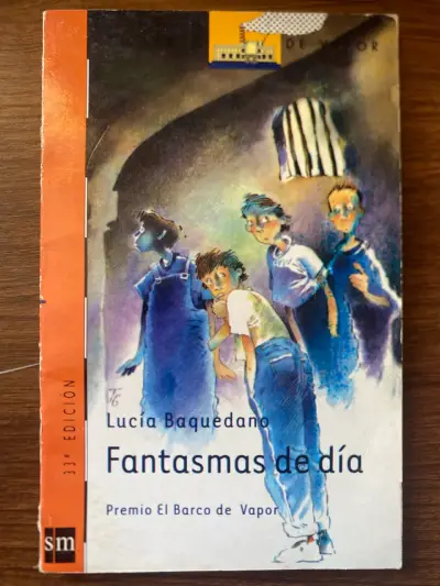 Libro ‘Fantasmas de día’📚 - miniatura 1