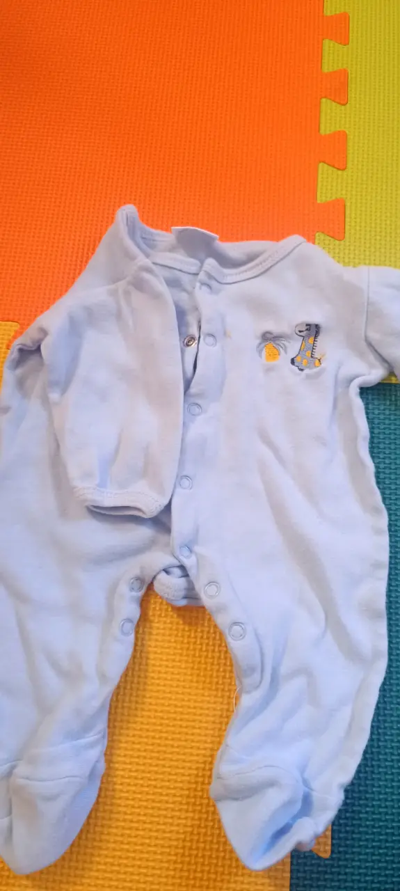 Enterito bebé azul con estampado