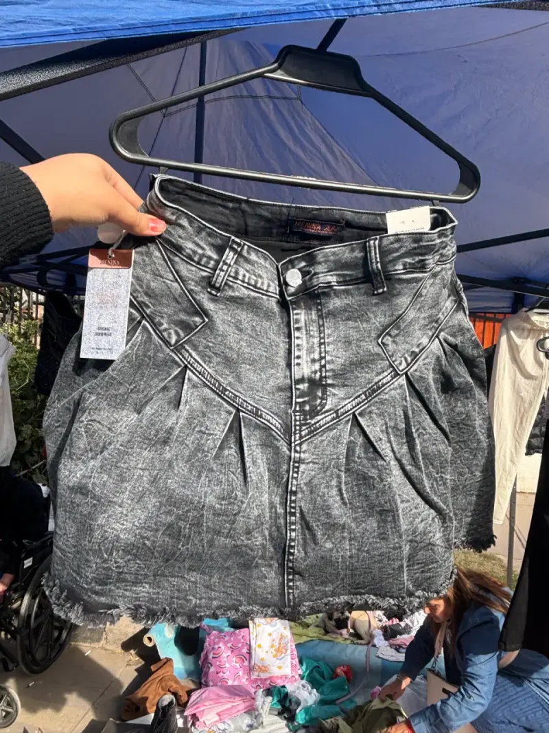 Falda denim gris desgastada - 1