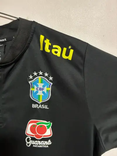 Polera de futbol - miniatura 3