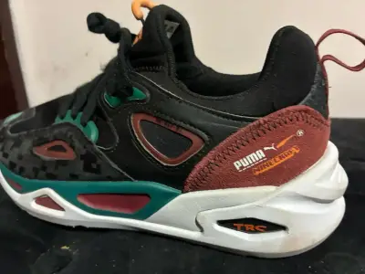 Zapatillas deportivas diseño moderno - miniatura 2