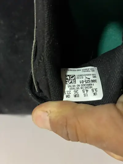 Zapatillas deportivas diseño moderno - miniatura 5