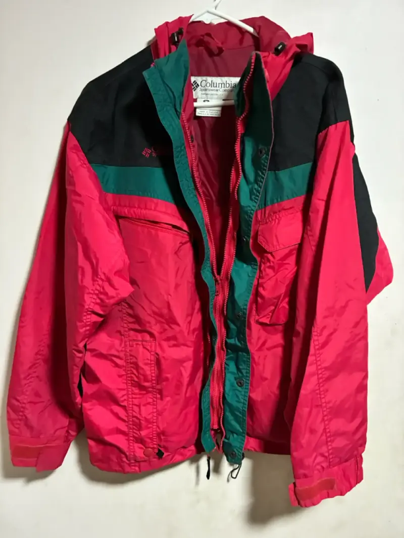 Chaqueta Columbia colores vivos