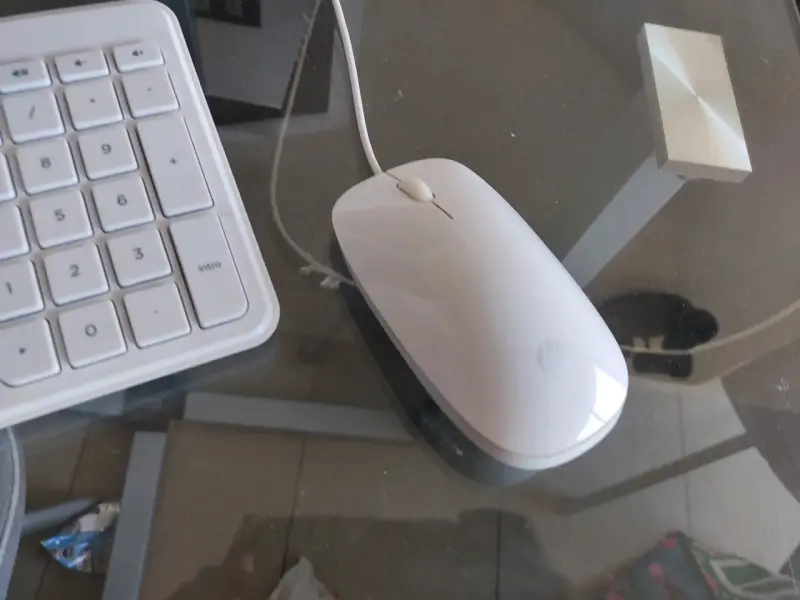 Computador All-in-One HP blanco - 4