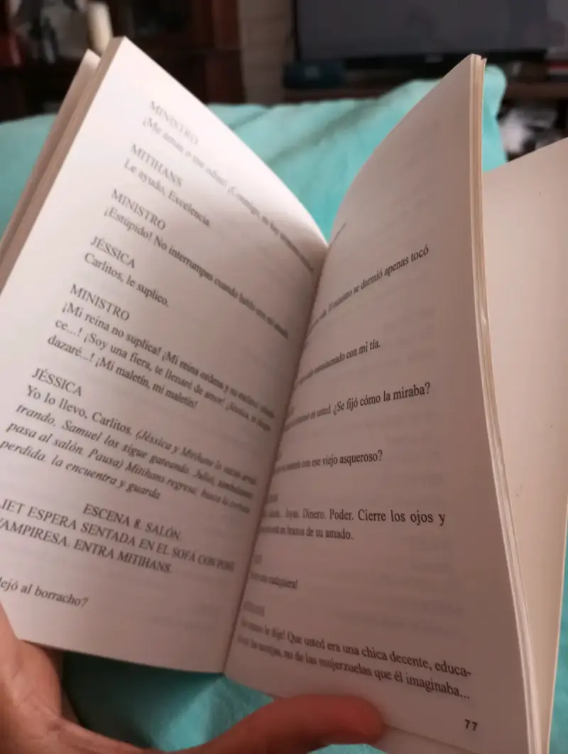 Libro Mitihans - Osciel Borkoski (Teatro Regional) - 3