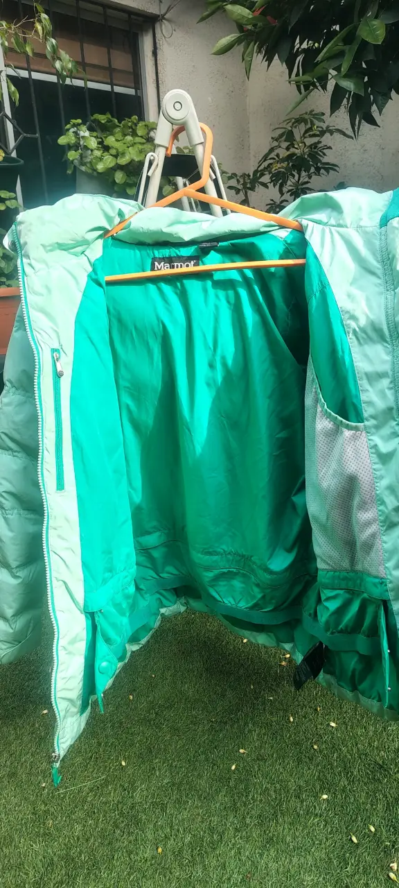 Chaqueta Marmot acolchada verde con capucha - 3