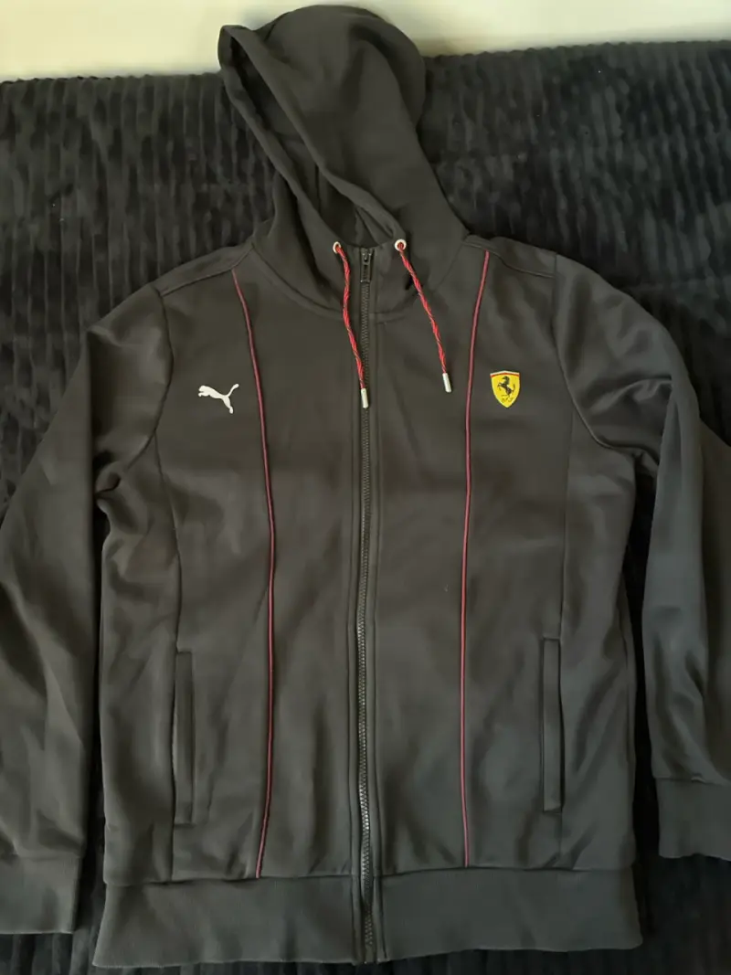 Polerón negro Puma Ferrari