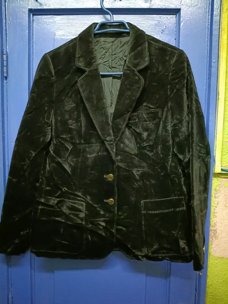 Blazer de terciopelo negro