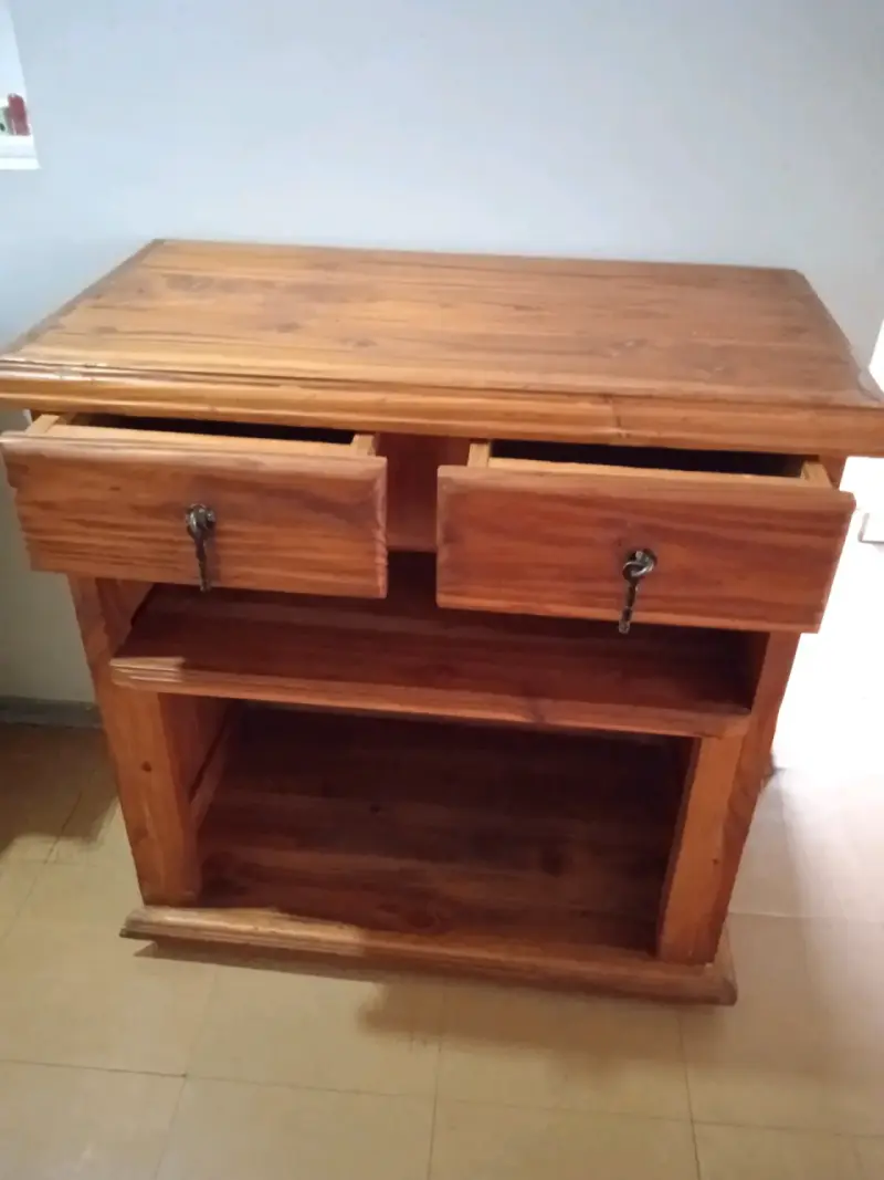 Mueble de madera con cajones - 5