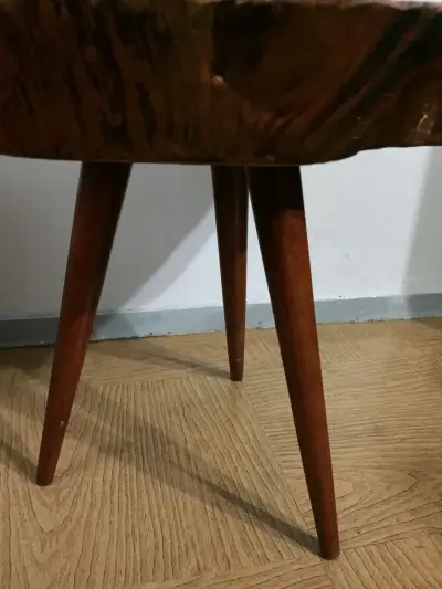 Mesa de madera rústica - miniatura 1