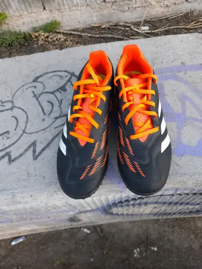 Zapatos deportivos futbol Adidas predator - miniatura 3