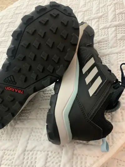 Zapatillas negras de deporte - miniatura 4