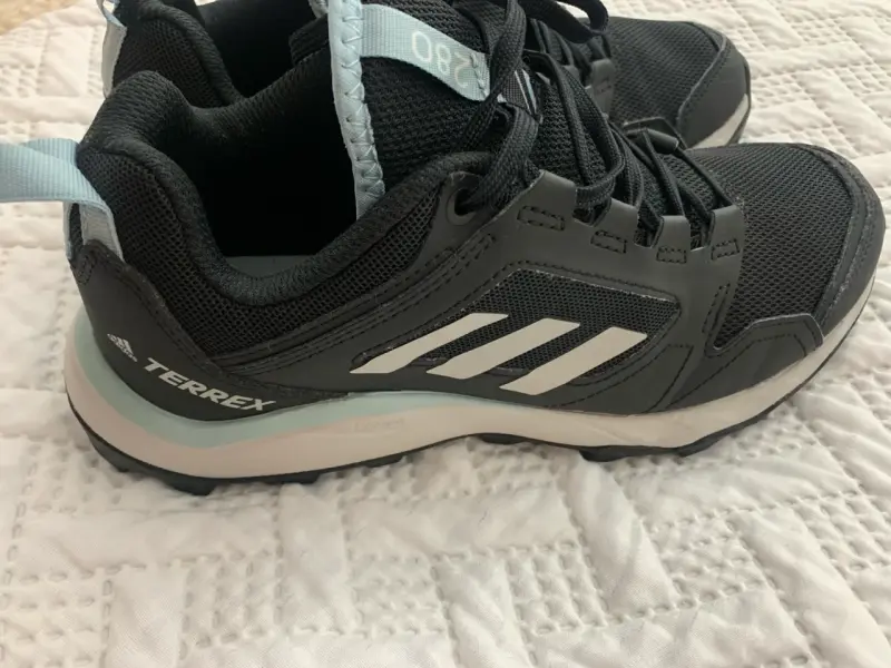 Zapatillas negras de deporte - 5