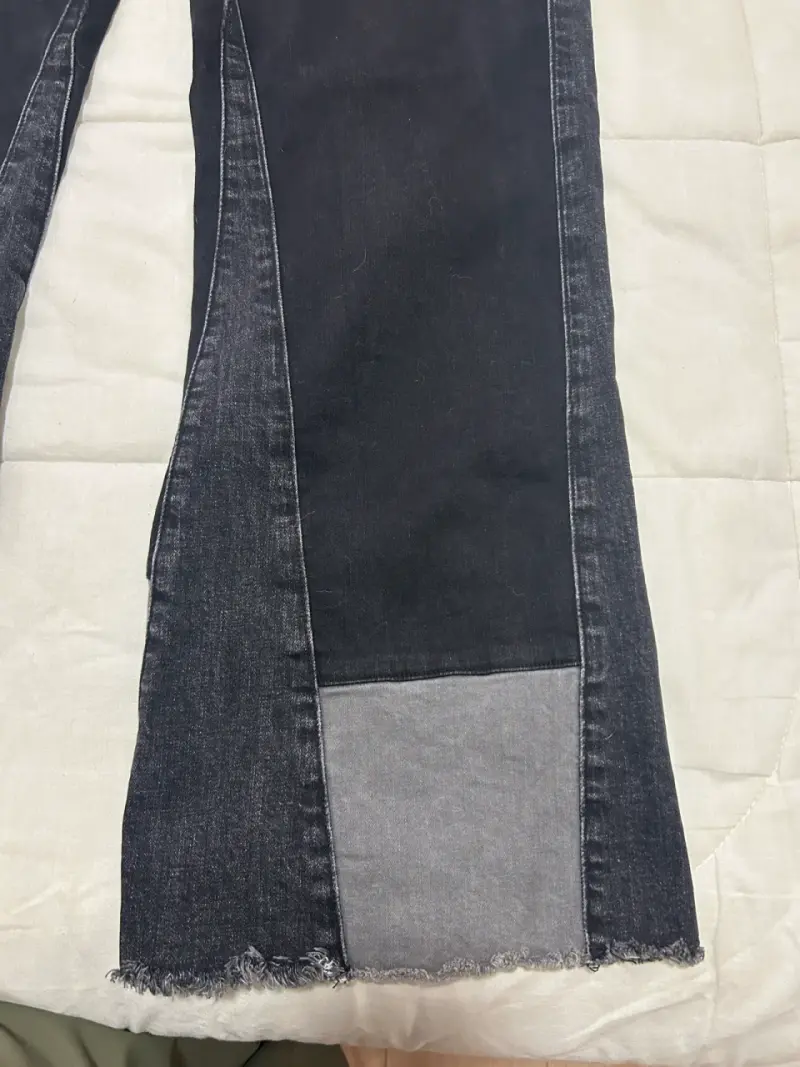 Jeans negros con paneles grises - 2