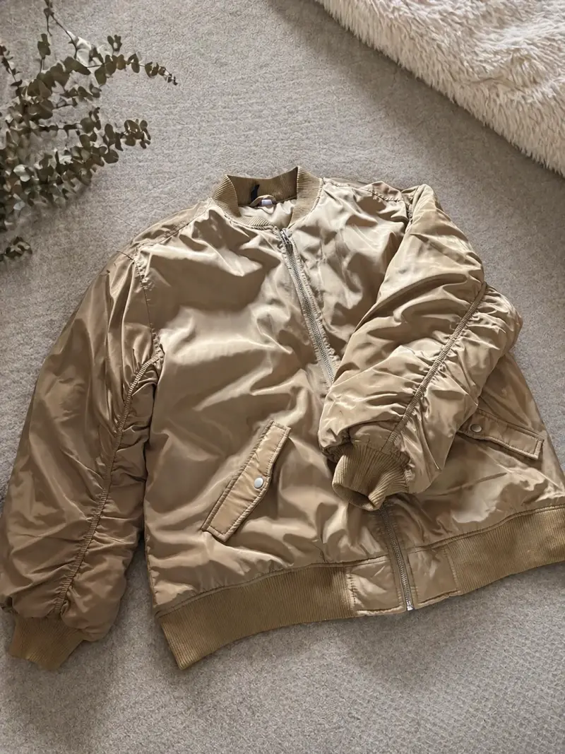 Chaqueta bomber beige