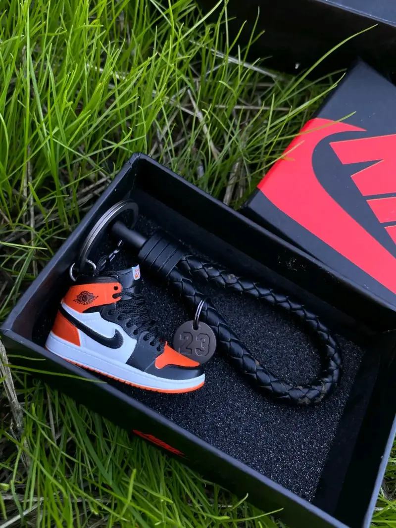 Llavero mini zapatilla Nike - 4