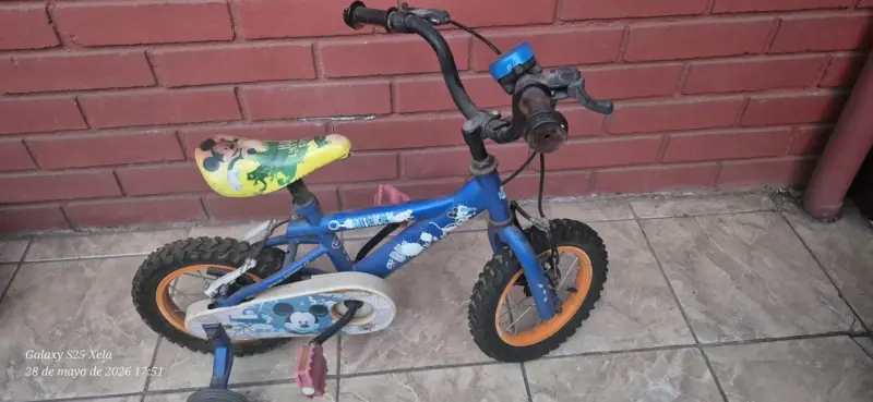 Bicicleta infantil temática Mickey
