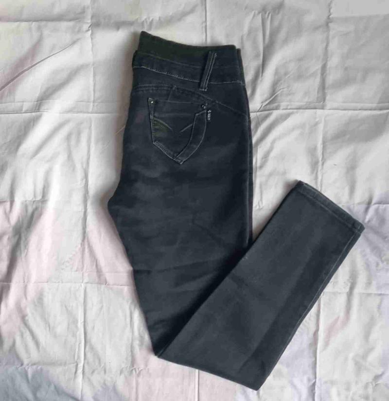 Jeans negros de mujer - 2