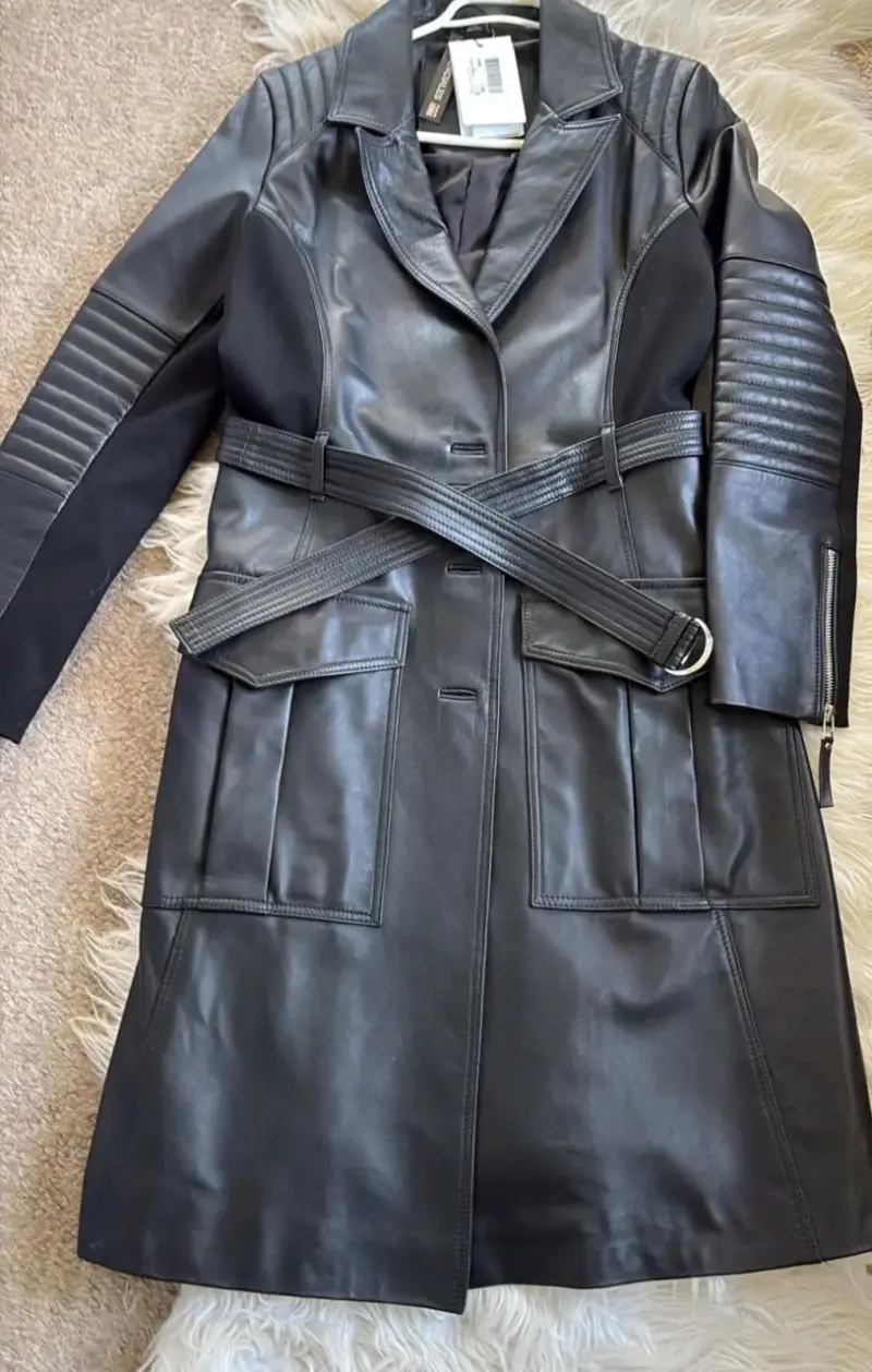 Abrigo de cuero negro Jazmin chebar nuevo con etiq - 1