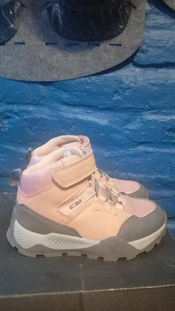 Zapatillas deportivas rosadas - 4