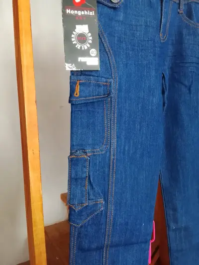 Jeans cargo azul para mujer - miniatura 4
