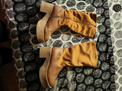 Botas plataformas marrones niña N 32 - miniatura 2