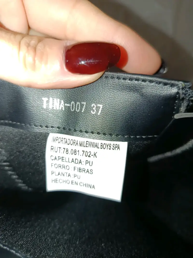 Botas negras con taco alto - 5
