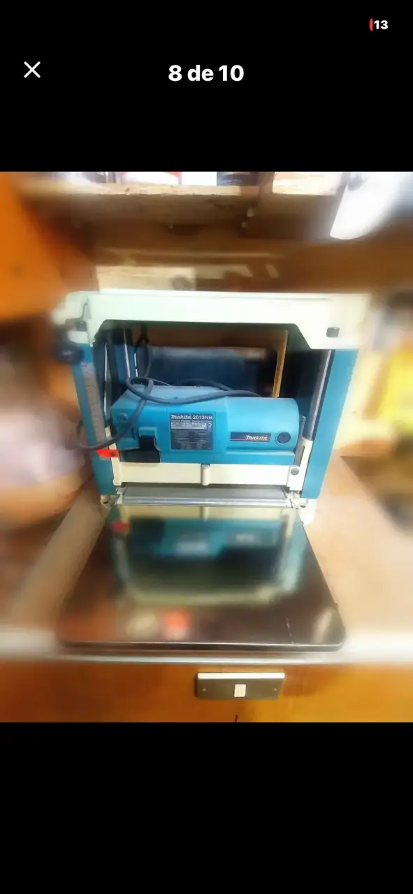 Cepillo eléctrico Makita 2012NB - 2