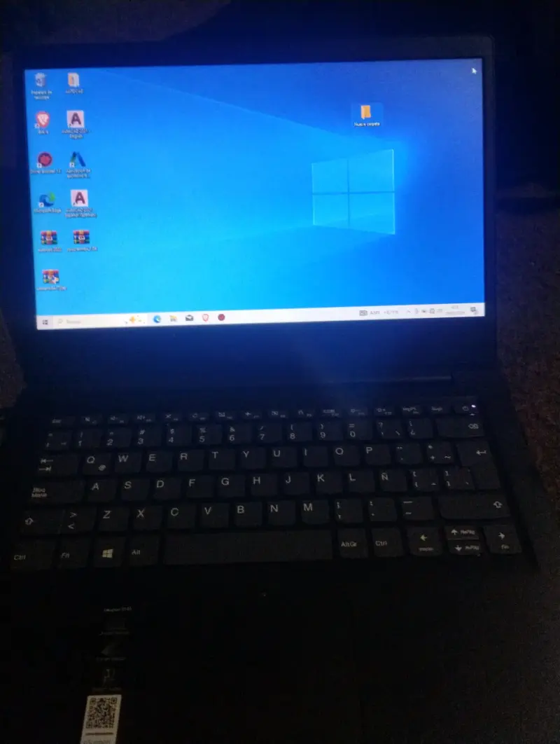 Notebook con pantalla de 14 pulgadas
