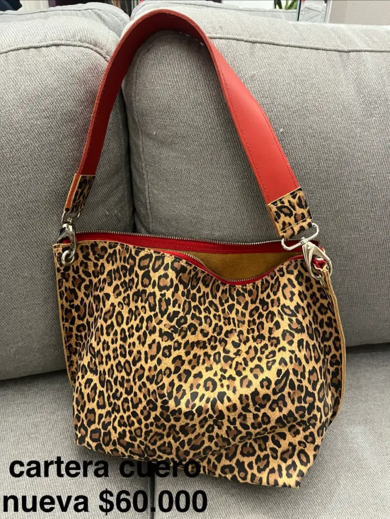Cartera cuero estampado leopardo