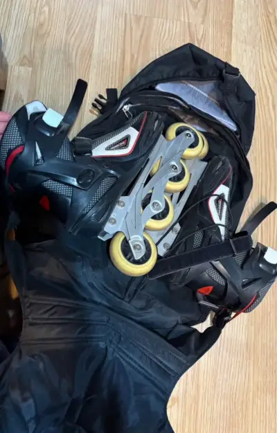 Patines en línea + Mochila+ Bolso y Protecciones - miniatura 1
