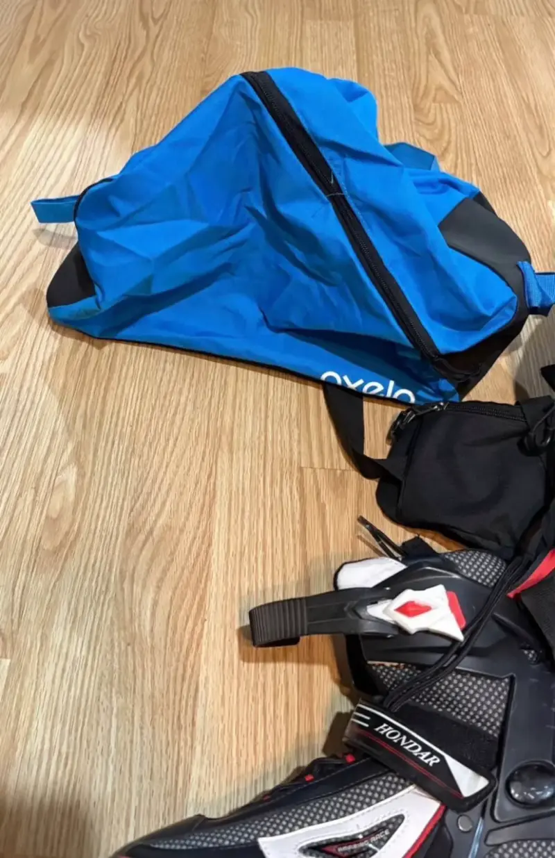 Patines en línea + Mochila+ Bolso y Protecciones - 3