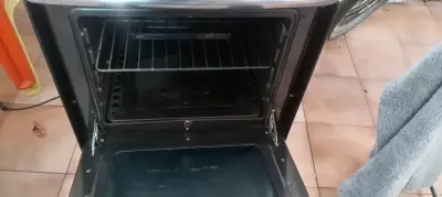 Cocina a gas Whirlpool con horno - miniatura 2