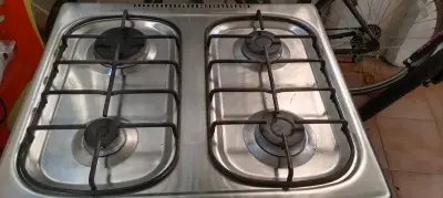 Cocina a gas Whirlpool con horno - miniatura 3