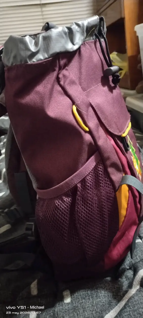 Mochila Deuter color burdeos - 5