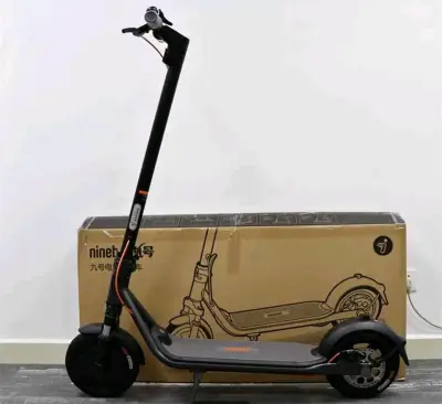 Scooter eléctrico Ninebot F30 plus - miniatura 1