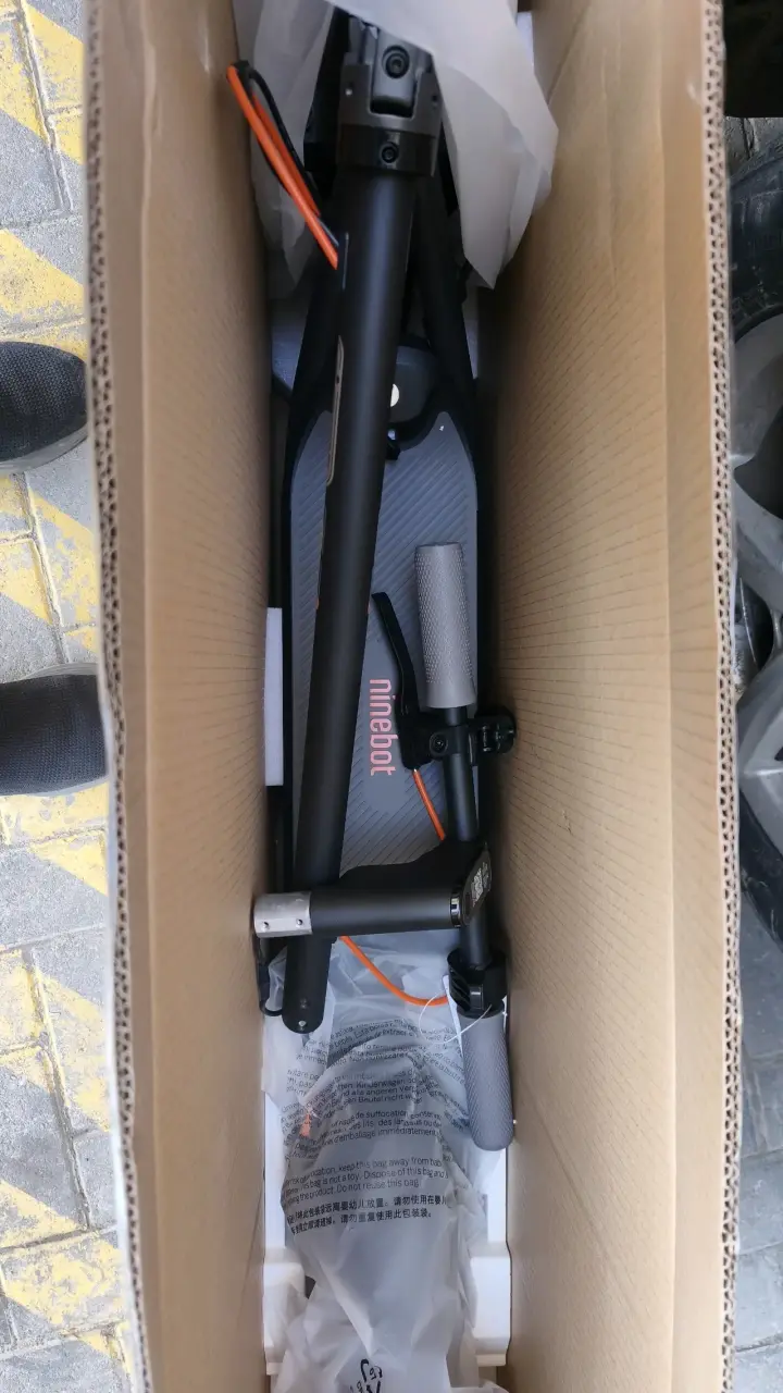 Scooter eléctrico Ninebot F30 plus - 5