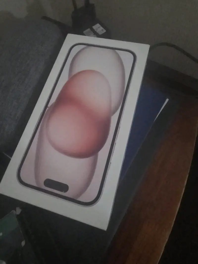 Celular nuevo en caja - 1