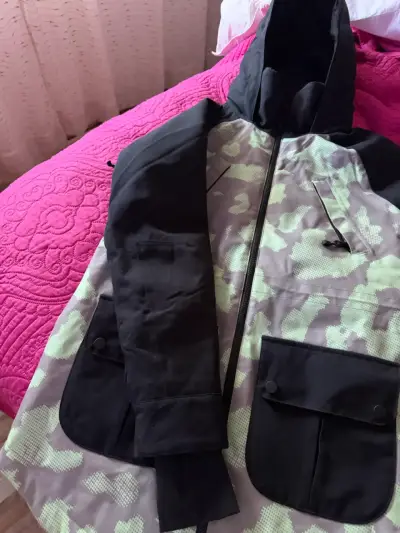 Chaqueta negra de invierno burton - miniatura 6