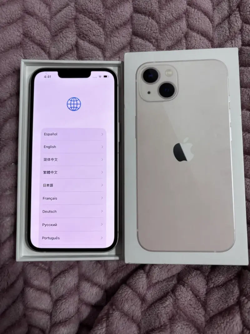 iPhone 13 rosa con caja - 2