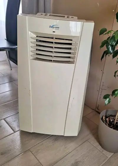 Aire acondicionado frio y caliente 12000 btu - miniatura 1