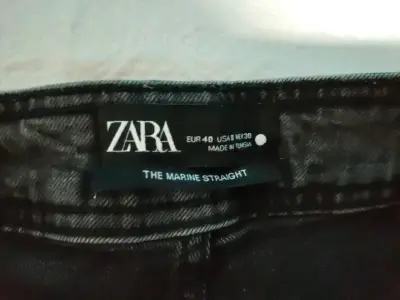 Pantalón negro - miniatura 2