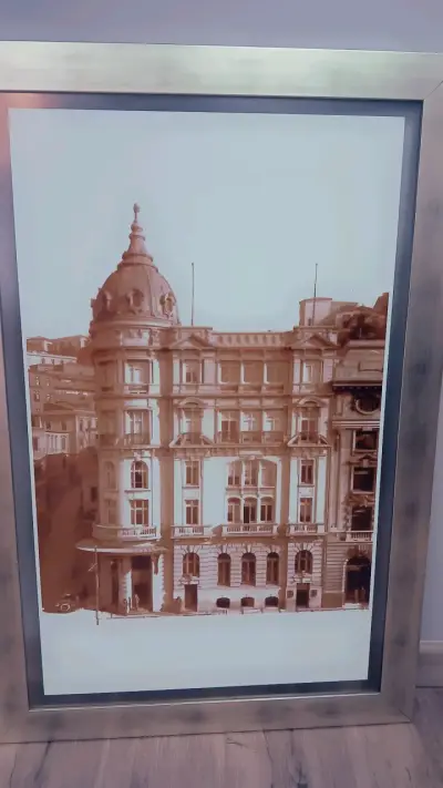 Cuadro con foto antigua de puerto - miniatura 3