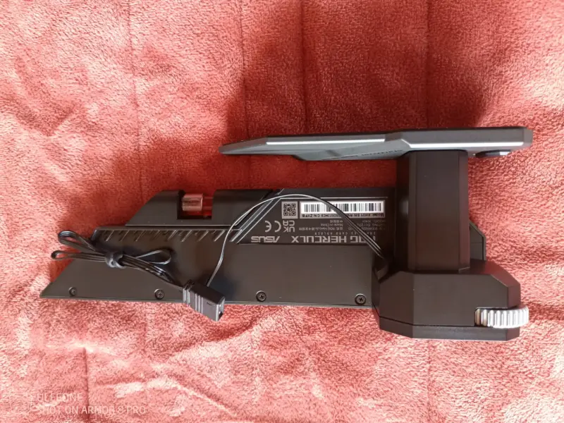 Soporte ROG Herculez para GPU - 5
