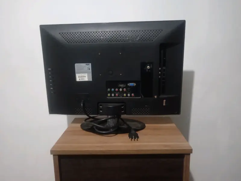 Televisor AOC 22 pulgadas - 2