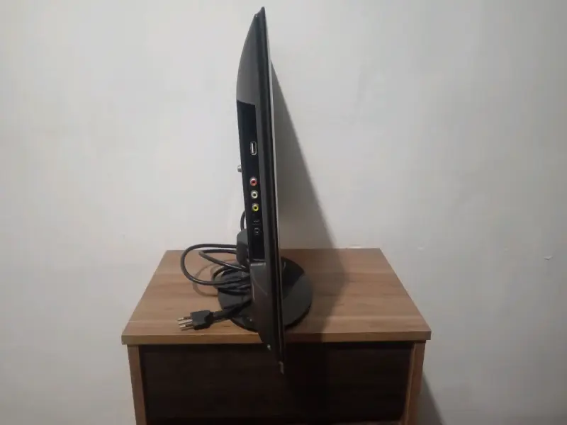 Televisor AOC 22 pulgadas - 3