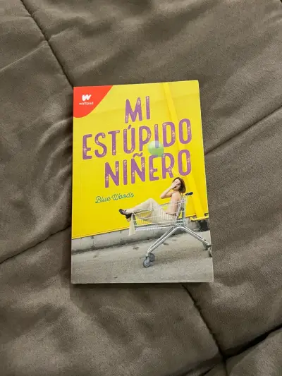 Libro 'Mi Estúpido Niñero' - miniatura 1